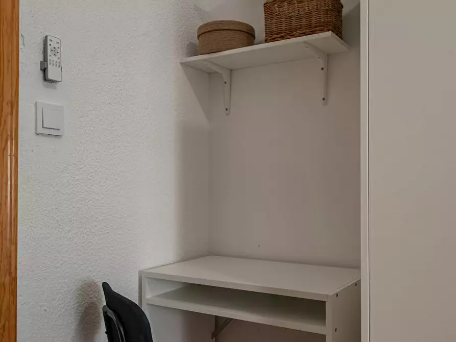 Immagine 8 di Camera in affitto  in Carrer de Sant Mateu a Alicante/Alacant