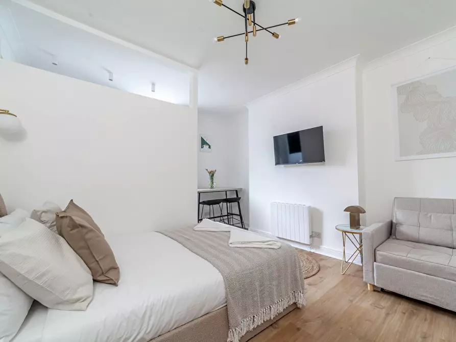 Immagine 10 di Appartamento in affitto  in Finsbury Park Road a Hackney