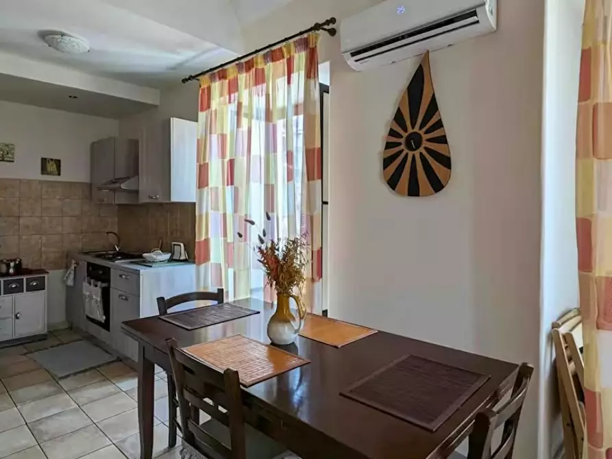 Immagine 4 di Appartamento in affitto  in Via Santa Maria le Grazie a Catania