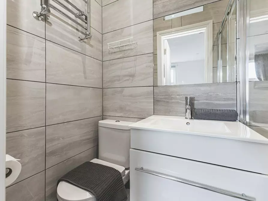 Immagine 2 di Appartamento in affitto  in Fordwych Road a Brent