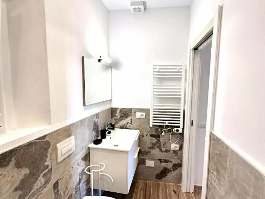 Immagine 8 di Appartamento in affitto  in Via Cosimo Rosselli a Firenze