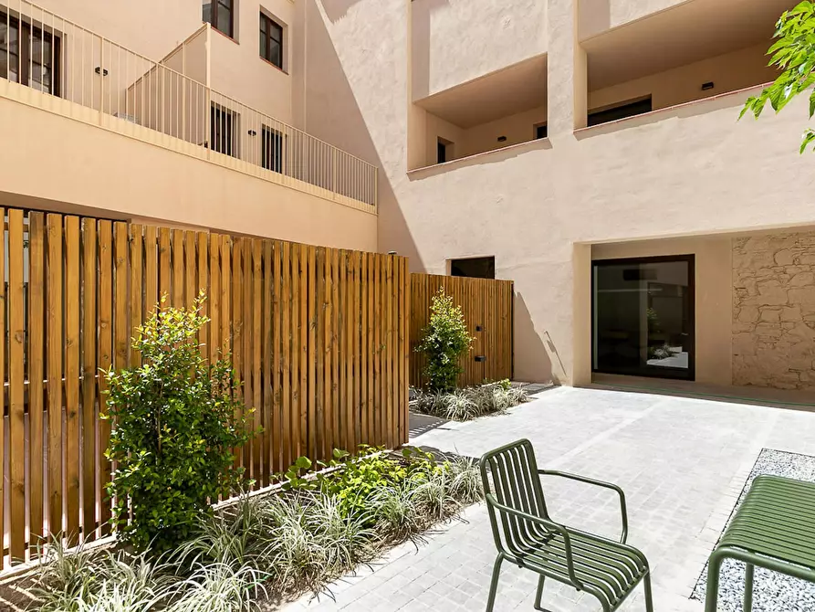 Immagine 3 di Appartamento in affitto  in Passatge d'Elisabets a Barcelona