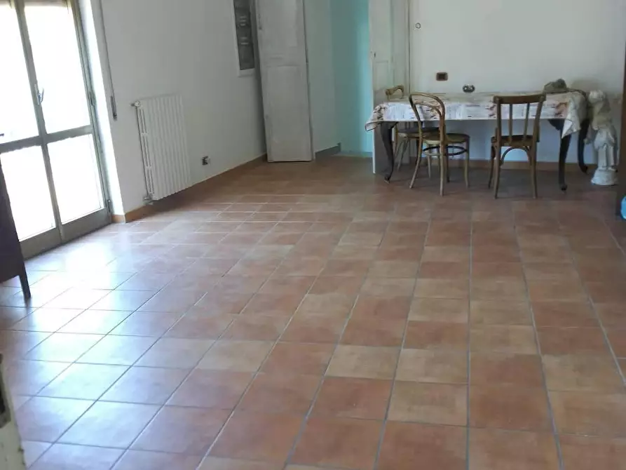 Immagine 2 di Camera in affitto  in Via Pisanelli a Napoli
