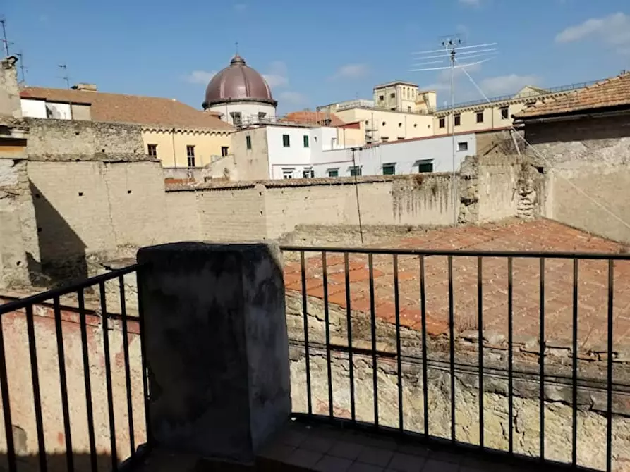 Immagine 7 di Camera in affitto  in Via Pisanelli a Napoli