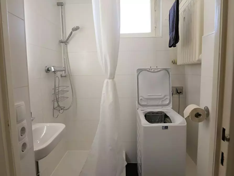 Immagine 2 di Appartamento in affitto  in Bundesallee a Berlin