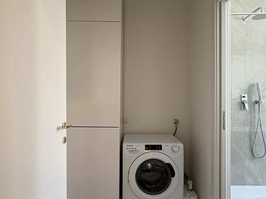 Immagine 5 di Appartamento in affitto  in Viale dei Mille a Firenze