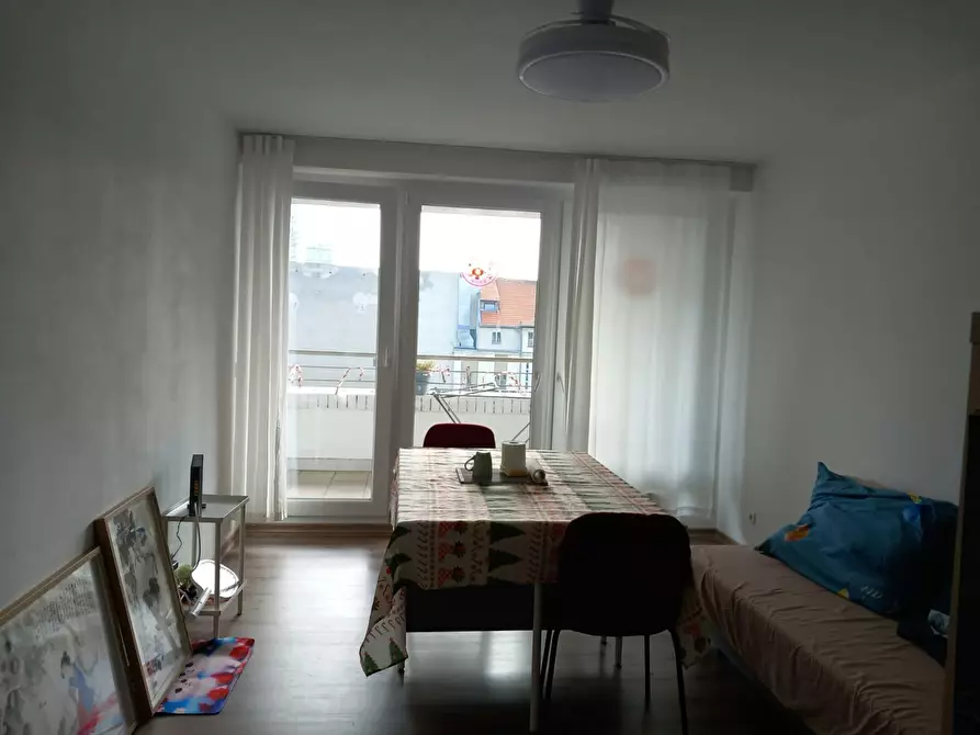 Immagine 1 di Camera condivisa in affitto  in Charlottenstraße a Berlin
