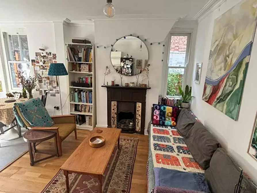 Immagine 8 di Camera in affitto  in Widdenham Road a Islington