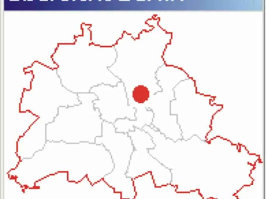 Immagine 3 di Appartamento in affitto  in Josef-Orlopp-Straße a Berlin