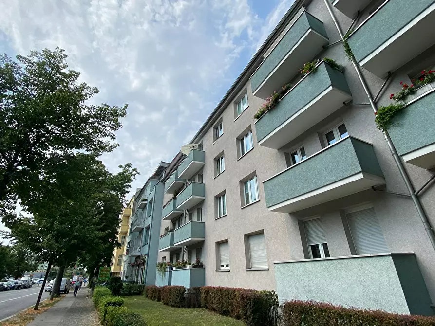 Immagine 5 di Appartamento in affitto  in Josef-Orlopp-Straße a Berlin