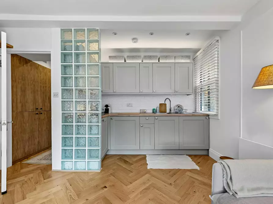 Immagine 1 di Appartamento in affitto  in Coniger Road a Hammersmith