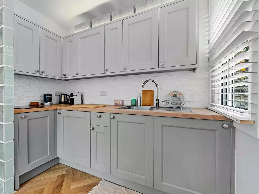 Immagine 9 di Appartamento in affitto  in Coniger Road a Hammersmith