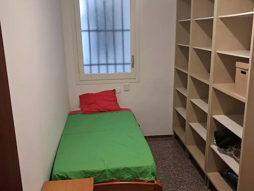 Immagine 10 di Camera in affitto  in Carrer de Viladomat a Barcelona