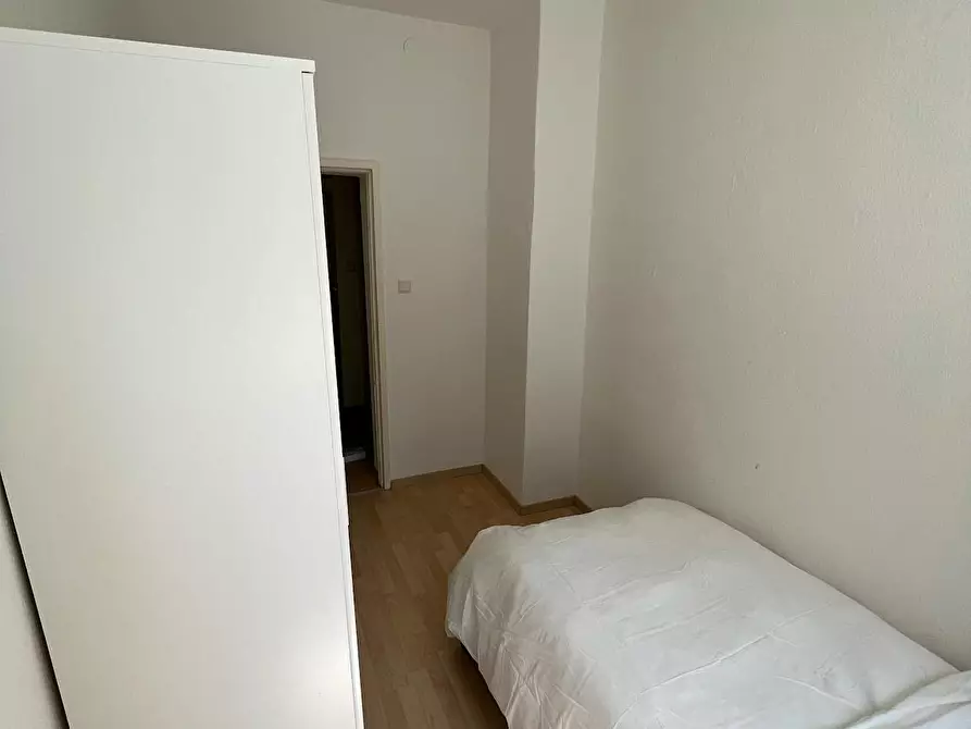 Immagine 2 di Camera in affitto  in Fuggerstraße a Berlin