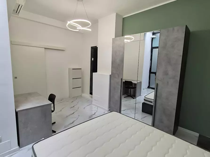 Immagine 2 di Camera in affitto  in Via Cicco Simonetta a Milano