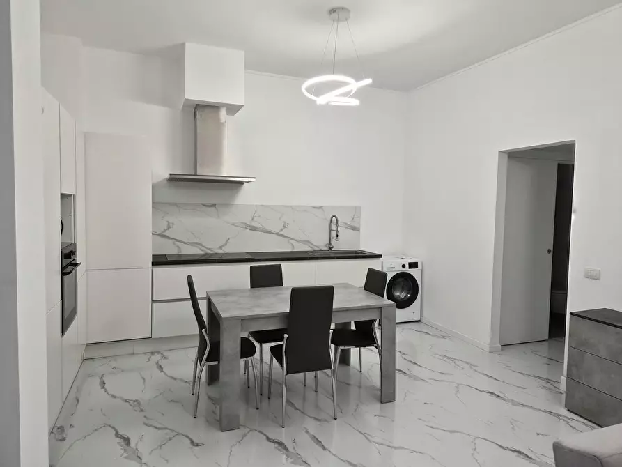 Immagine 9 di Camera in affitto  in Via Cicco Simonetta a Milano