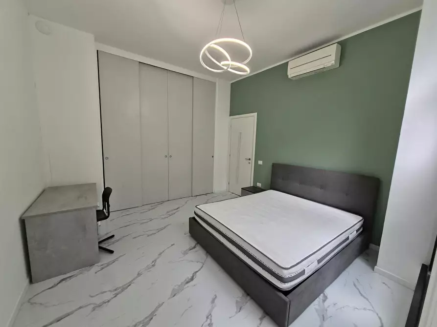 Immagine 2 di Camera in affitto  in Via Cicco Simonetta a Milano