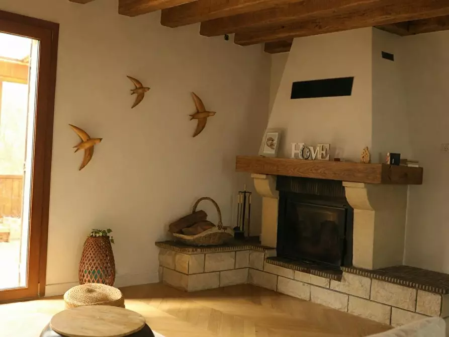 Immagine 2 di Casa indipendente in affitto  in Rue des Travaux du Roy a Saint-Martin-de-Bréthencourt