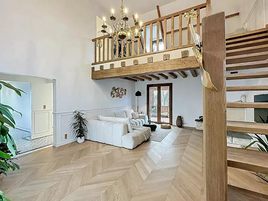 Immagine 1 di Casa indipendente in affitto  in Rue des Travaux du Roy a Saint-Martin-de-Bréthencourt
