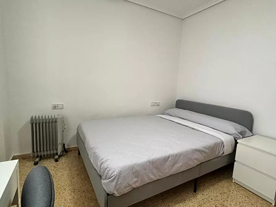 Immagine 1 di Camera in affitto  in Carrer de Reig Genovés a Valencia