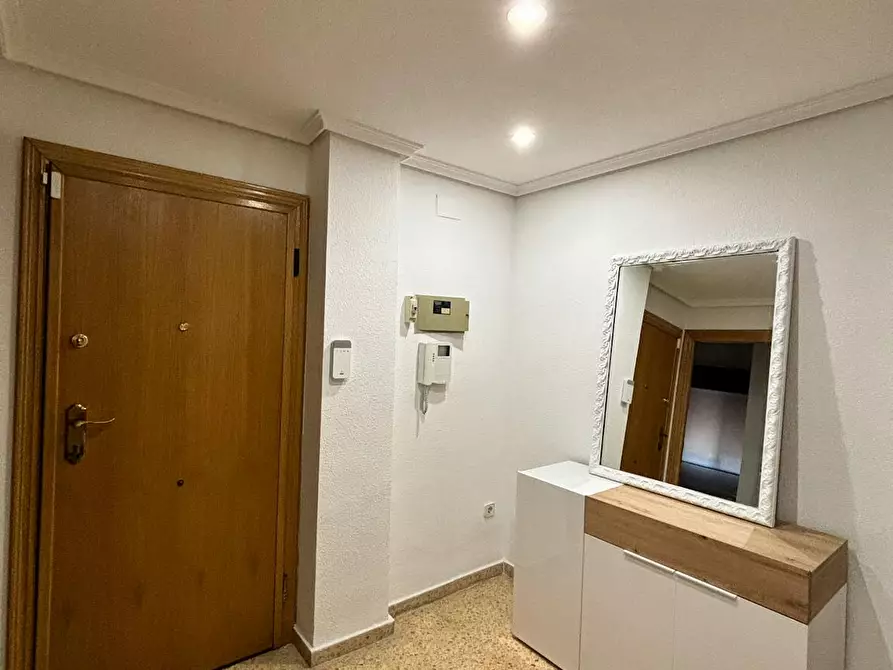 Immagine 6 di Camera in affitto  in Carrer de Reig Genovés a Valencia