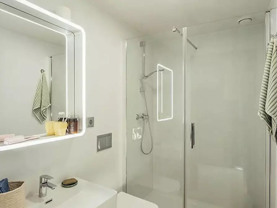 Immagine 8 di Camera condivisa in affitto  in Carrer de la Residencia a Hospitalet De Llobregat, L'