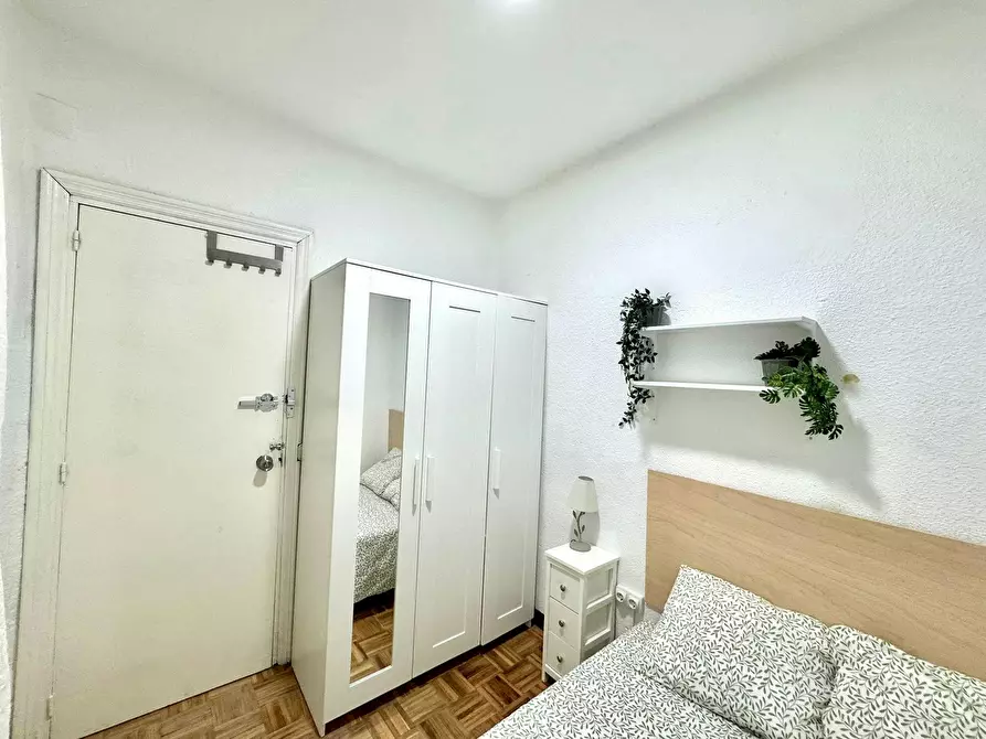 Immagine 3 di Camera in affitto  in Calle del General Pardiñas a Madrid