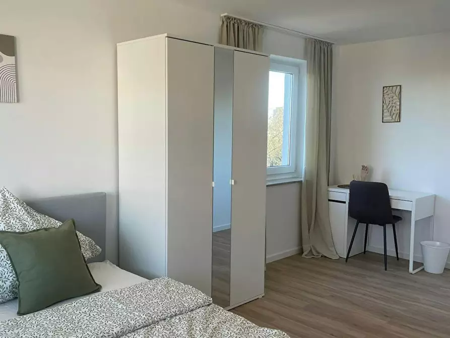 Immagine 2 di Camera in affitto  in Linus-Funke-Weg a München