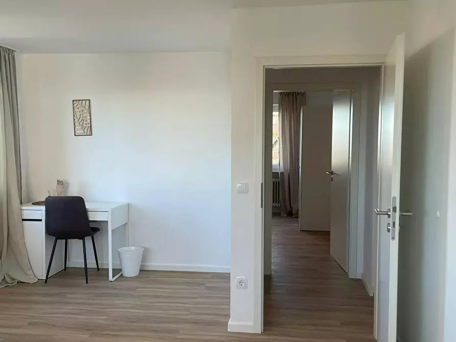 Immagine 3 di Camera in affitto  in Linus-Funke-Weg a München