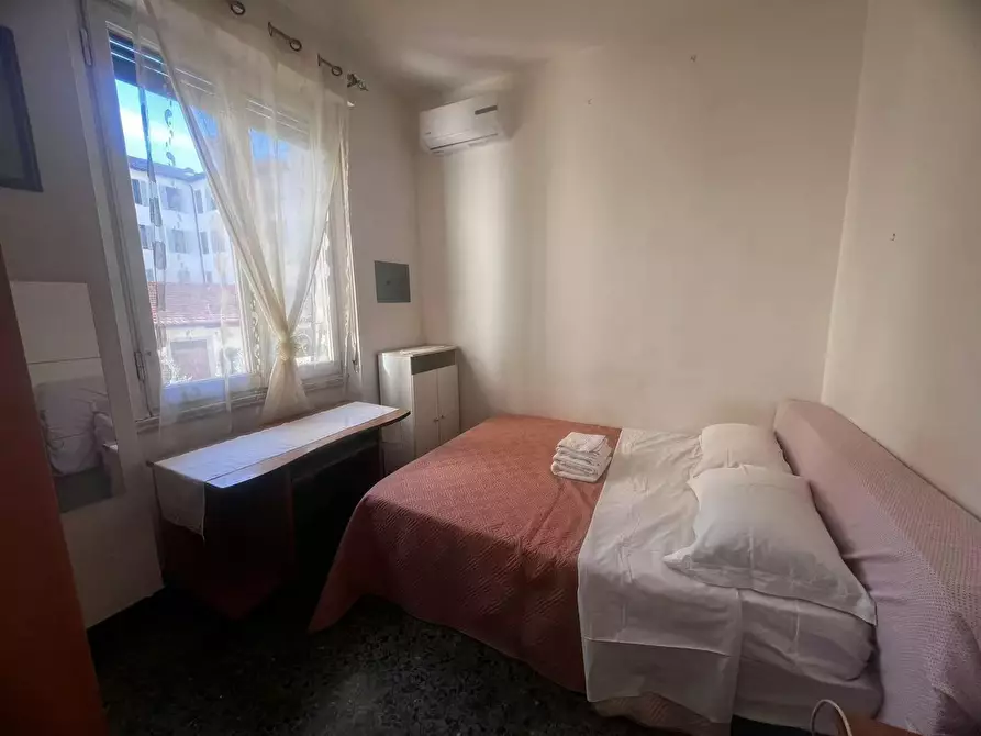 Immagine 1 di Camera in affitto  in Via Alfonso la Marmora a Firenze
