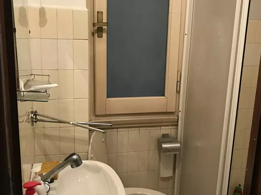 Immagine 6 di Camera in affitto  in Via Alfonso la Marmora a Firenze