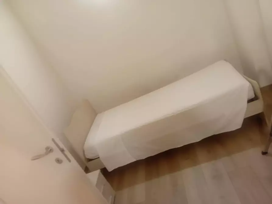 Immagine 8 di Appartamento in affitto  in Via del Borgo di San Pietro a Bologna