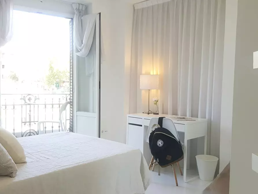 Immagine 7 di Camera in affitto  in Glorieta Embajadores a Madrid