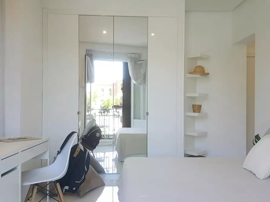 Immagine 6 di Camera in affitto  in Glorieta Embajadores a Madrid