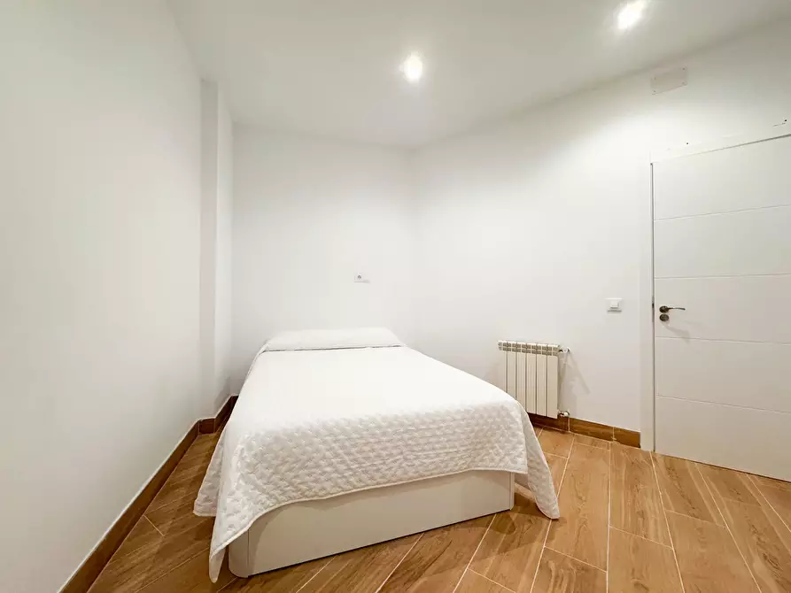 Immagine 3 di Camera in affitto  in Glorieta Embajadores a Madrid