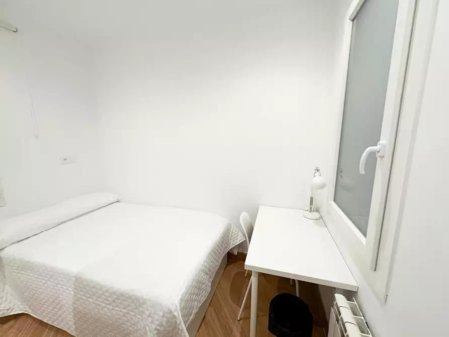 Immagine 3 di Camera in affitto  in Glorieta Embajadores a Madrid