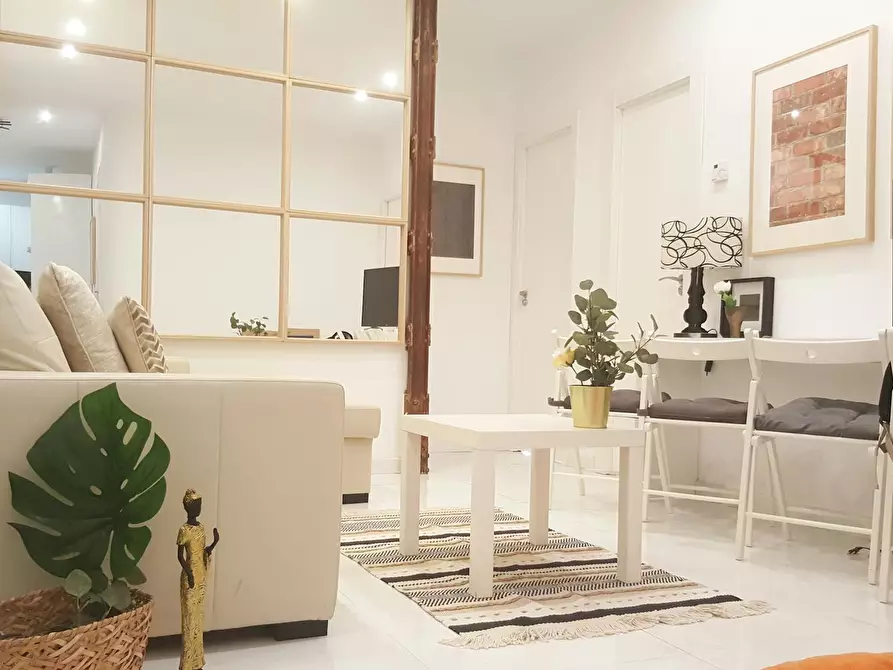 Immagine 7 di Camera in affitto  in Glorieta Embajadores a Madrid