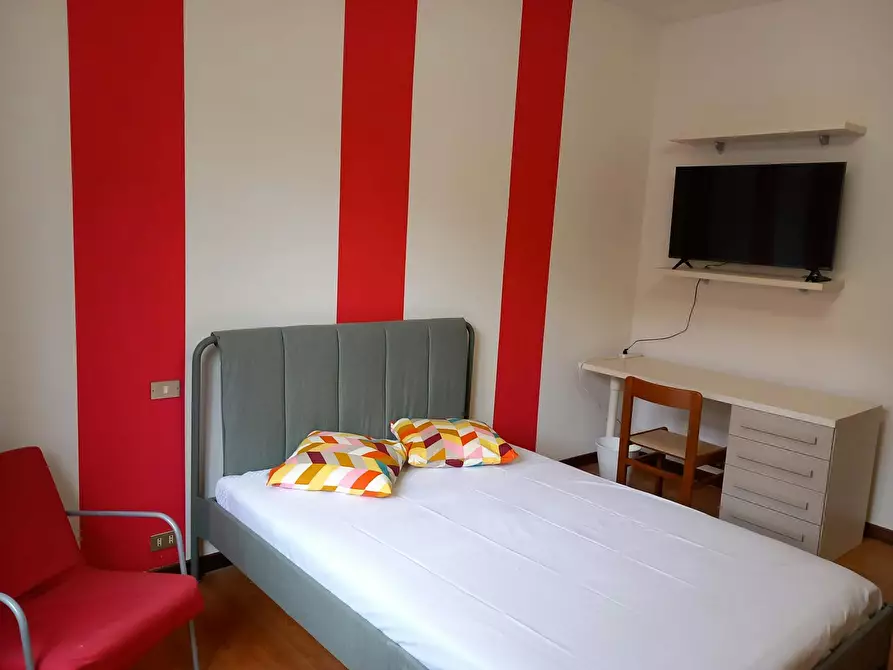 Immagine 1 di Camera in affitto  in Viale Lombardia a Milano