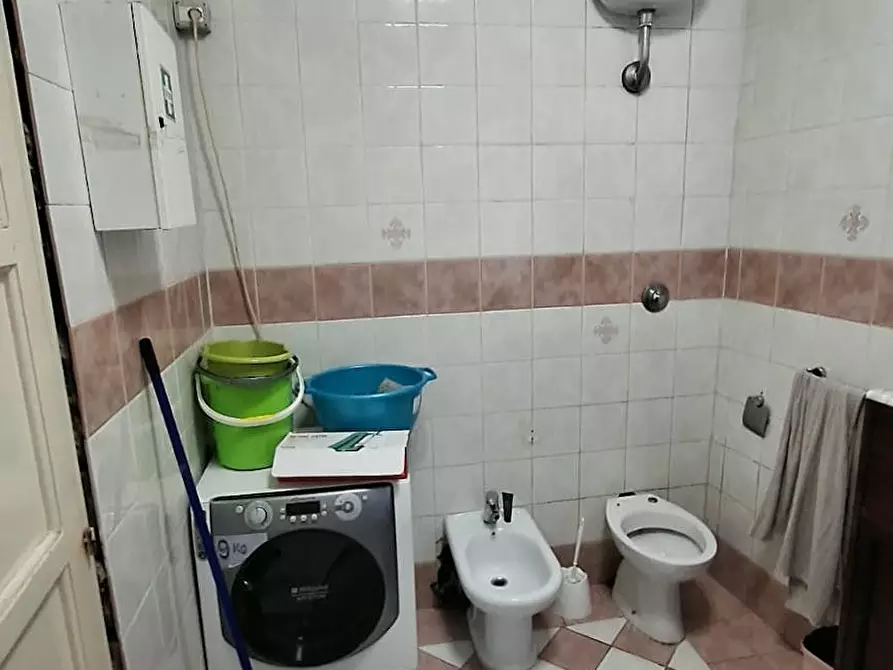 Immagine 5 di Camera in affitto  in Vico Cariati a Napoli