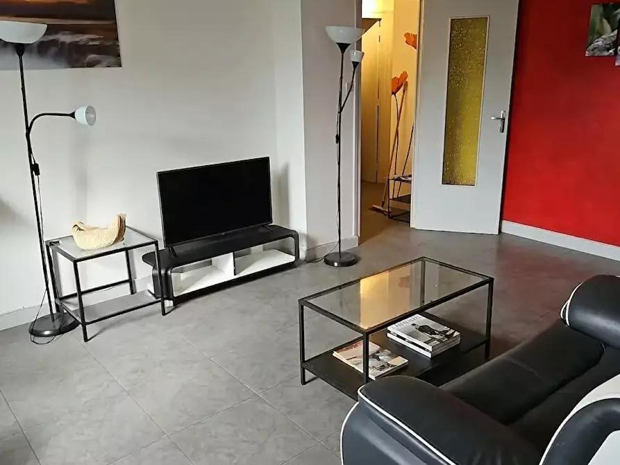 Immagine 1 di Appartamento in affitto  in Rue Roger Salengro a Saint-Étienne
