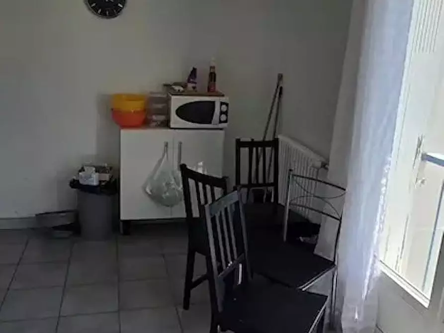Immagine 4 di Appartamento in affitto  in Rue Roger Salengro a Saint-Étienne