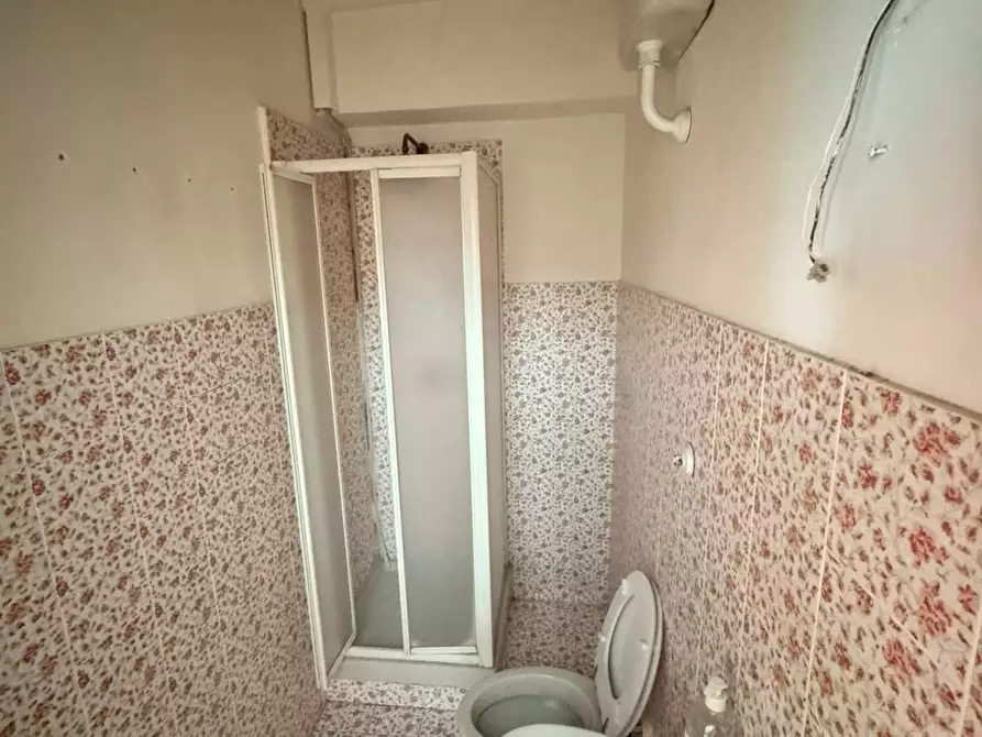 Immagine 5 di Camera in affitto  in Via Atri a Napoli