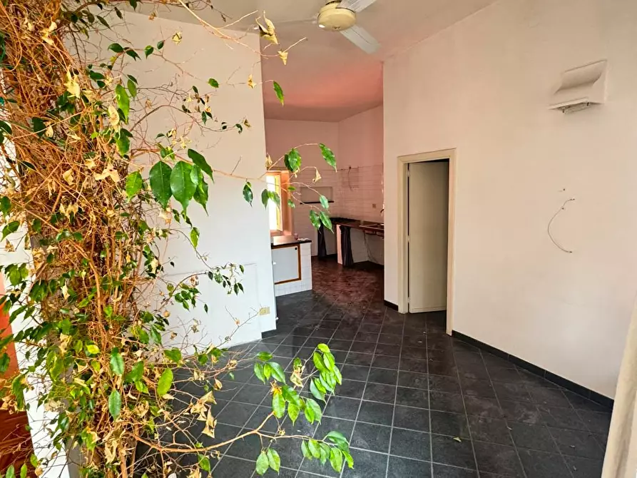 Immagine 4 di Camera in affitto  in Via Atri a Napoli