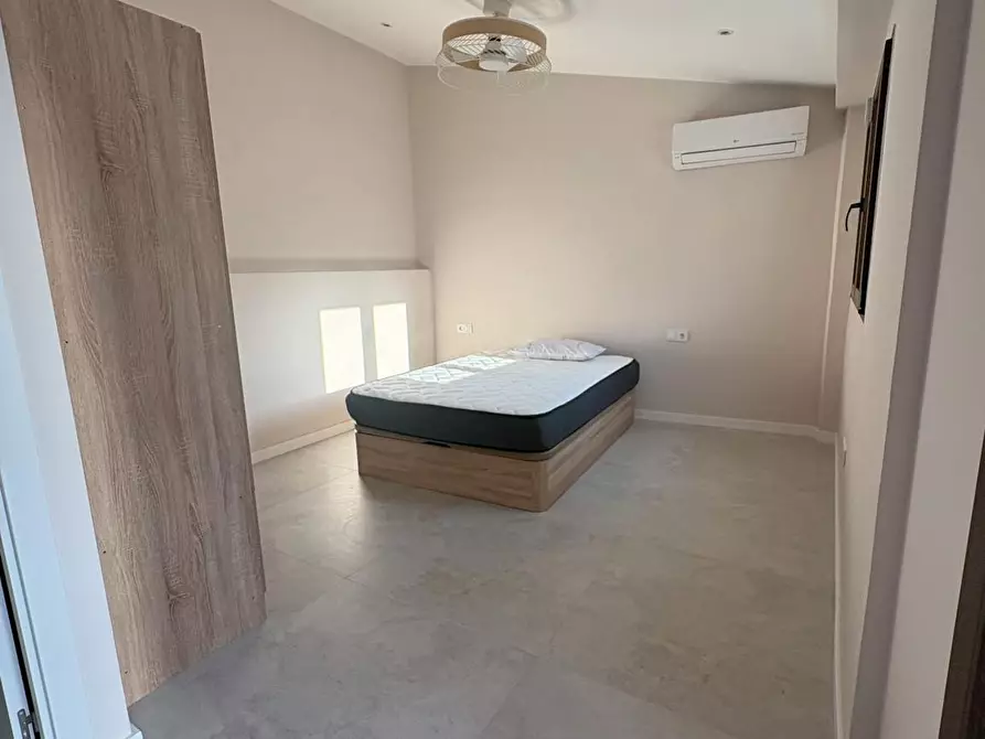 Immagine 1 di Casa indipendente in affitto  in Carrer de Colón a Moncada