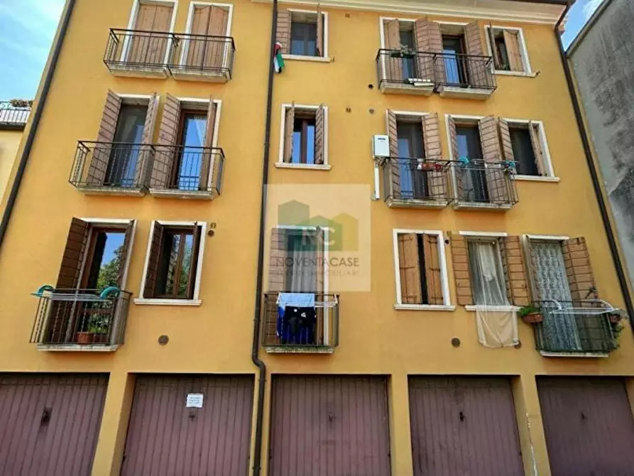 Immagine 6 di Camera in affitto  in Via Ognissanti a Padova