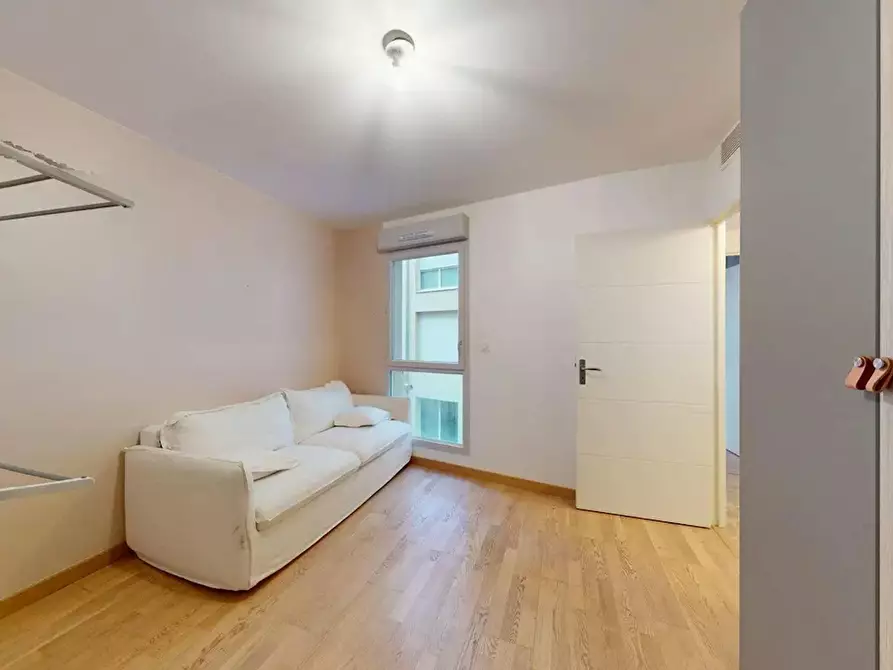 Immagine 10 di Appartamento in affitto  in Rue Bechevelin a Lyon