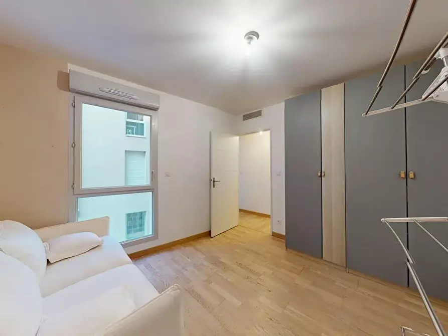 Immagine 9 di Appartamento in affitto  in Rue Bechevelin a Lyon