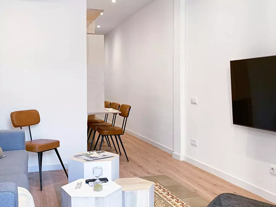 Immagine 5 di Appartamento in affitto  in Carrer del Comte Borrell a Barcelona