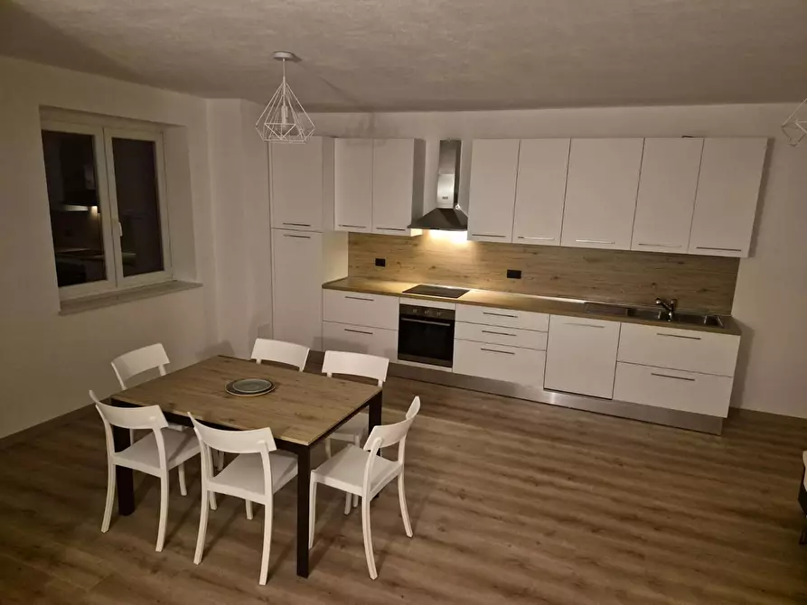 Immagine 1 di Appartamento in affitto  in Via Trieste a Isolabella