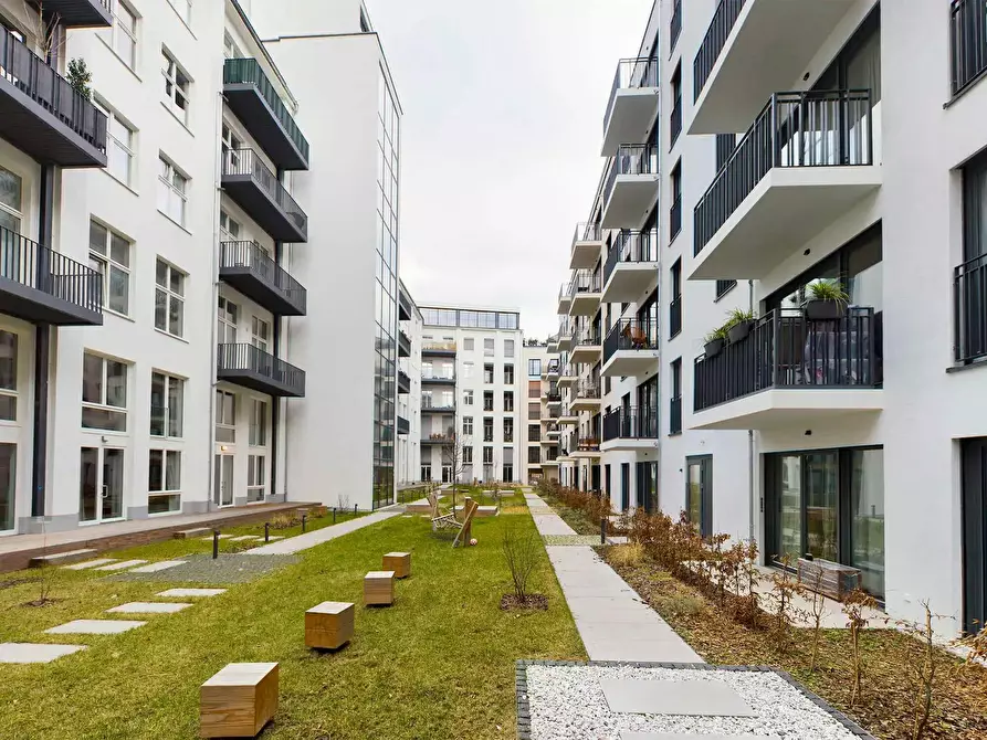 Immagine 9 di Appartamento in affitto  in Am Köllnischen Park a Berlin